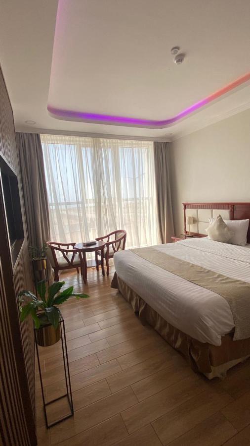 Fakher Yanbu 3 Furnished Units Bagian luar foto