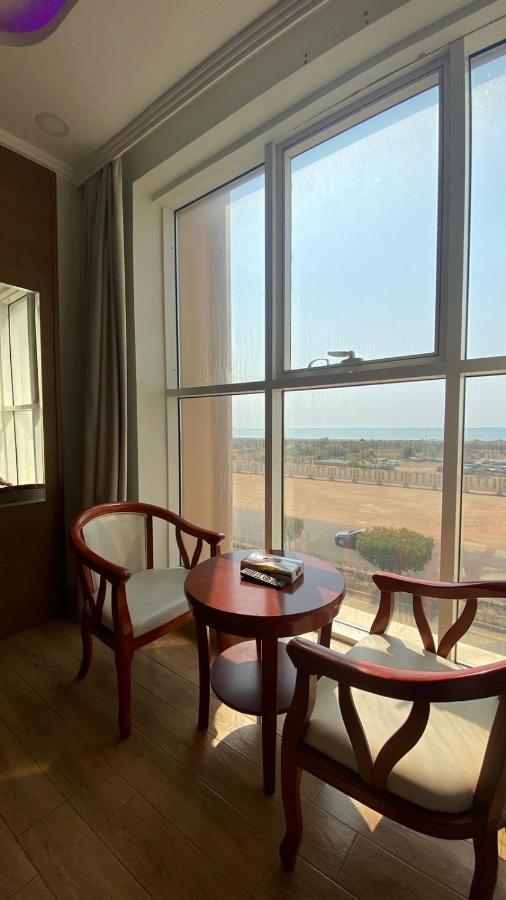 Fakher Yanbu 3 Furnished Units Bagian luar foto