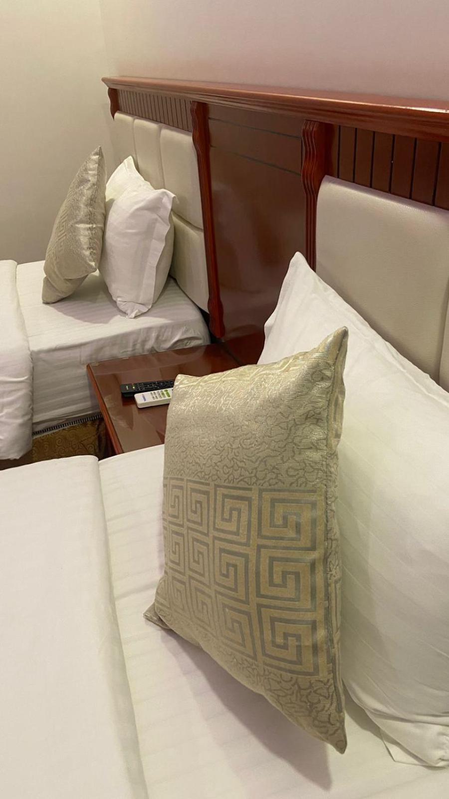 Fakher Yanbu 3 Furnished Units Bagian luar foto