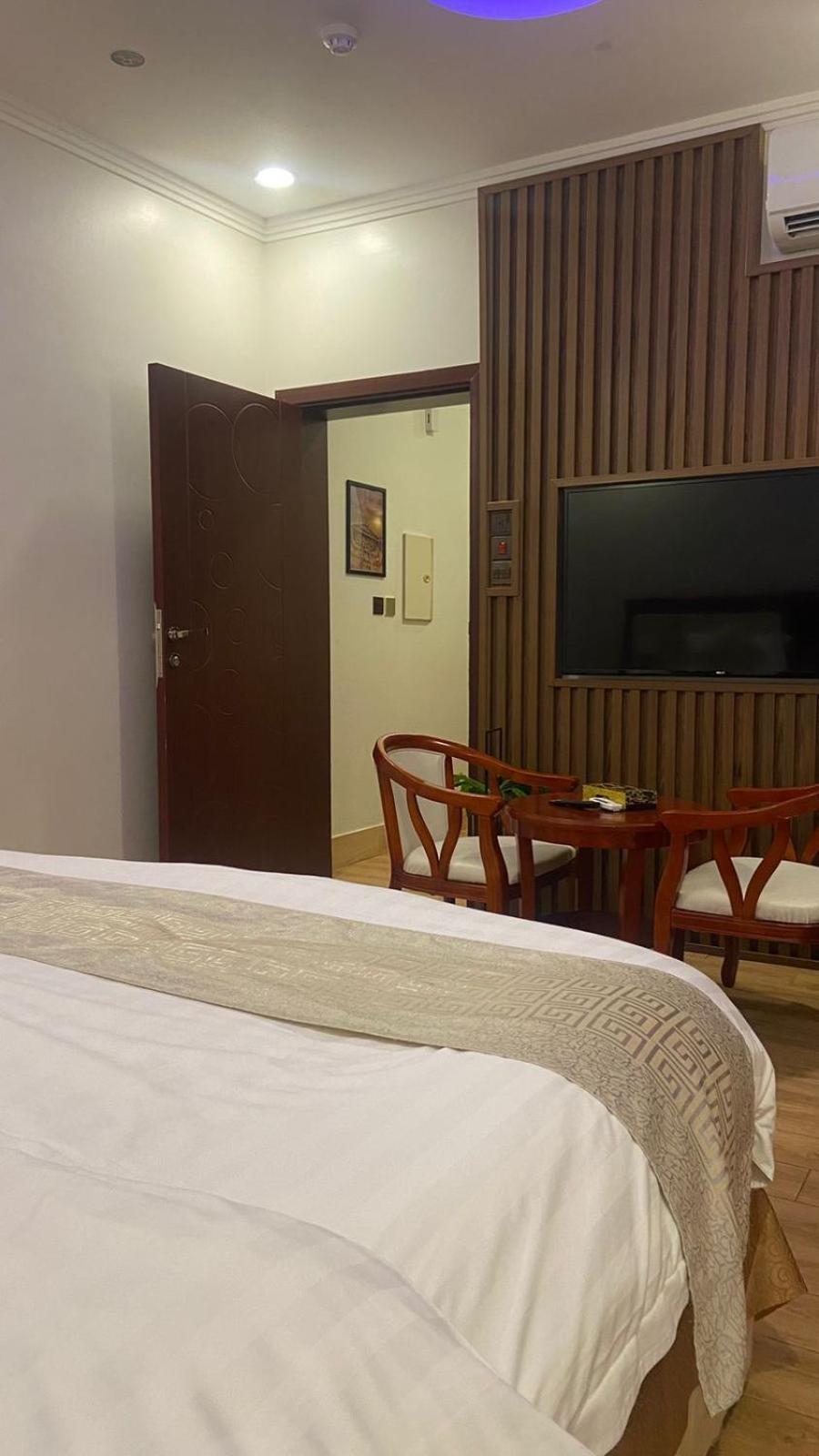 Fakher Yanbu 3 Furnished Units Bagian luar foto